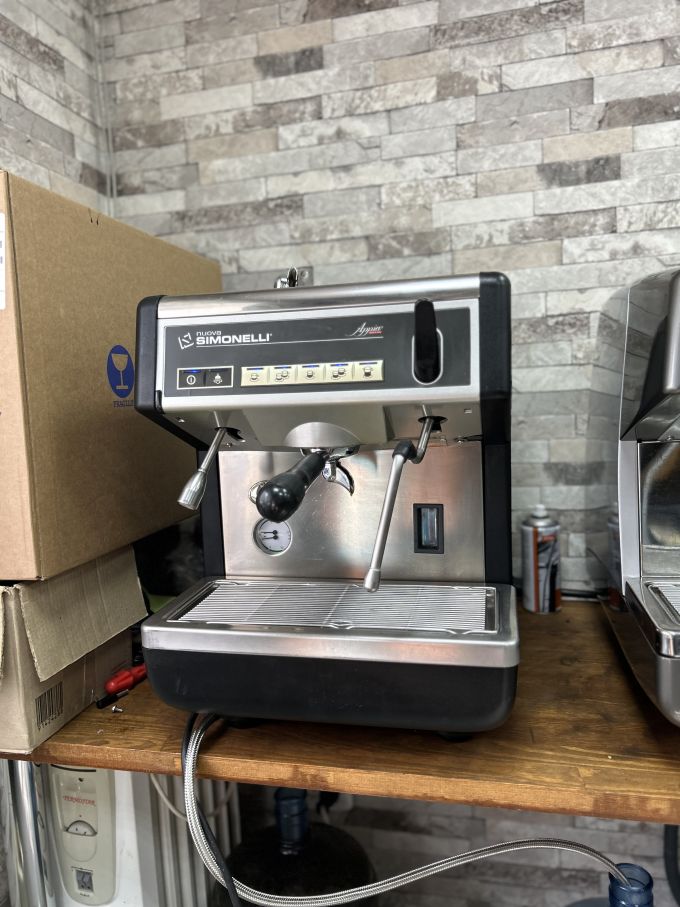 Кавомашина Nuova Simonelli Appia 1 гр