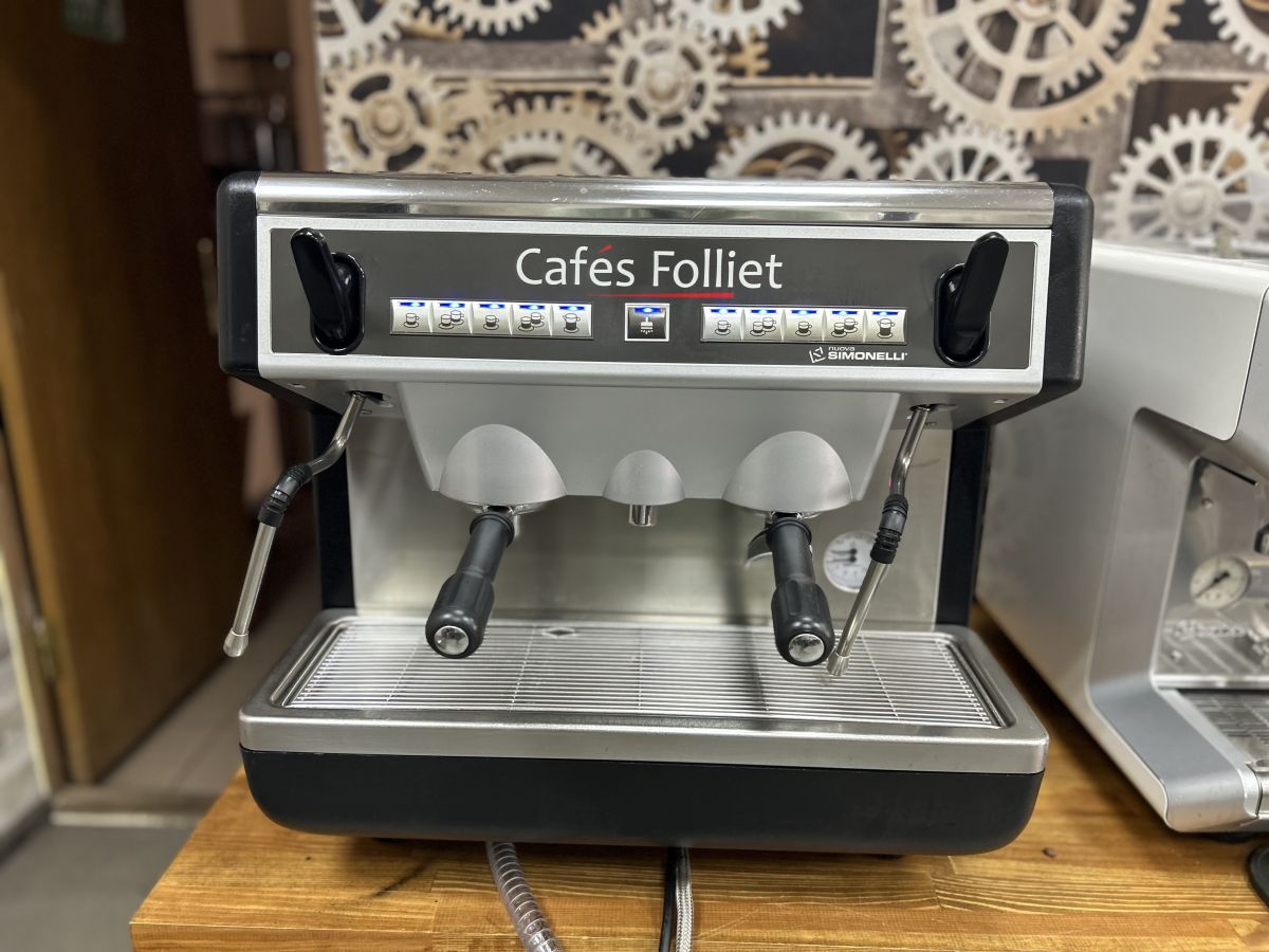 Кавомашина Nuova Simonelli Appia Compact 2 гр